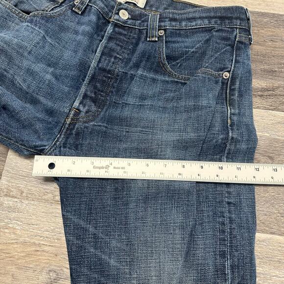 Levi's 501 Red Tab Faded Blue Mens 32x30 Straight Leg Button Fly Mid Wash Jeans - Picture 12 of 14